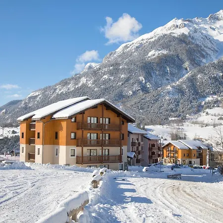 Family With Balcony Val Cenis